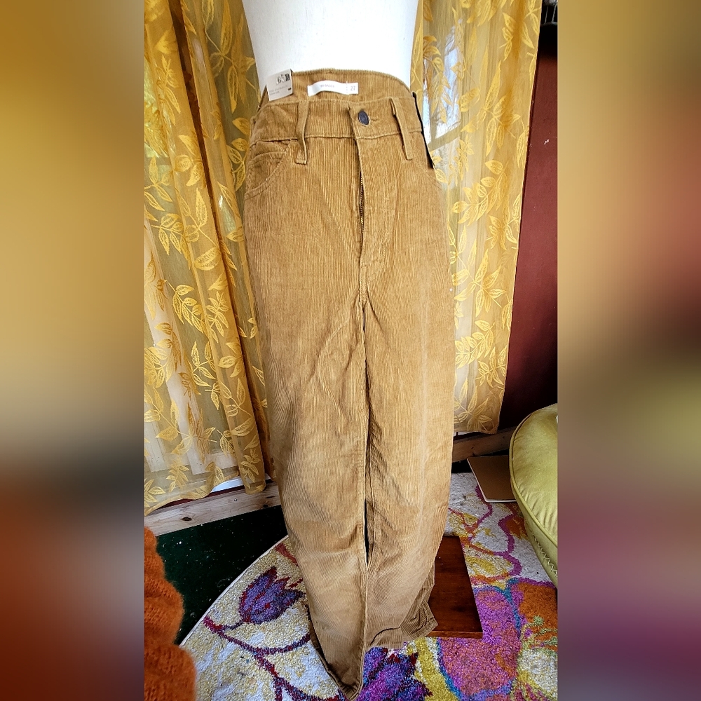 Levi’s 94 Brown Corduroy Jeans Baggy Straight Leg (27x31) Size 4 NWT